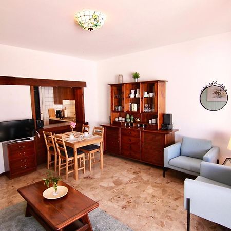 شقة Casa Roccia Pino Lago Maggiore المظهر الخارجي الصورة